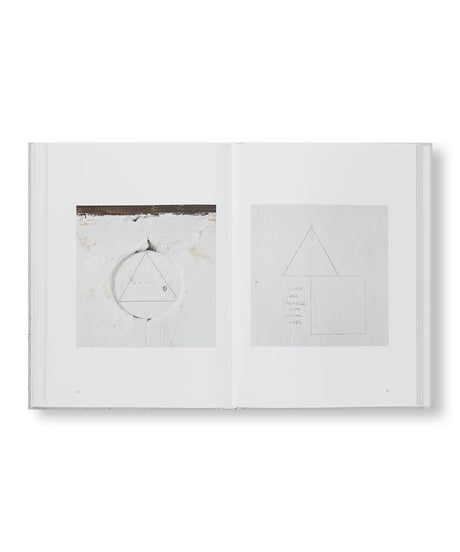 SOL LEWITT'S STUDIO DRAWINGS IN THE VECCHIA TORRE｜Sol LeWitt