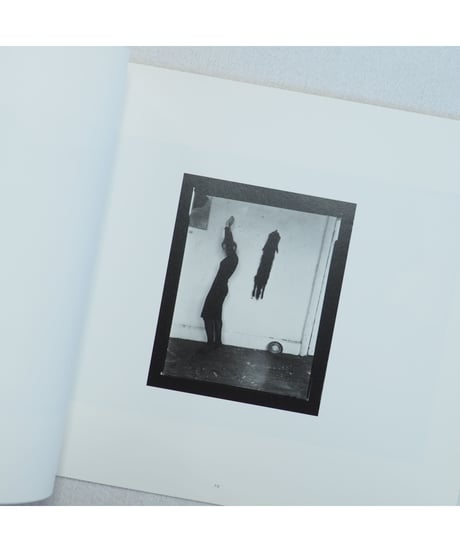 I'M TRYING MY HAND AT FASHION PHOTOGRAPHY｜Francesca Woodman