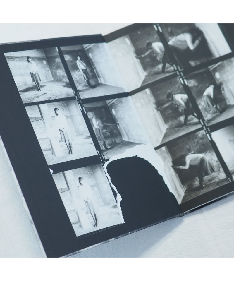 国内未入荷 フランチェスカウッドマン Francesca Woodmanポスター 国内未入荷 フランチェスカウッドマン Francesca Woodman