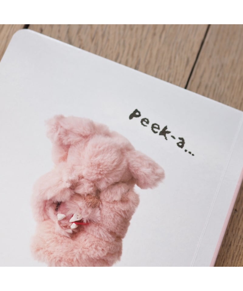 Peek-a-Boo | ookamigocco【イラストサイン入】 | button