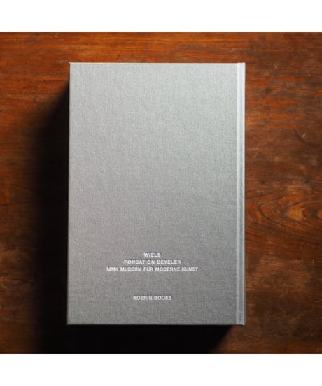 SPECIFIC OBJECTS WITHOUT SPECIFIC FORM | Felix Gonzalez-Torres