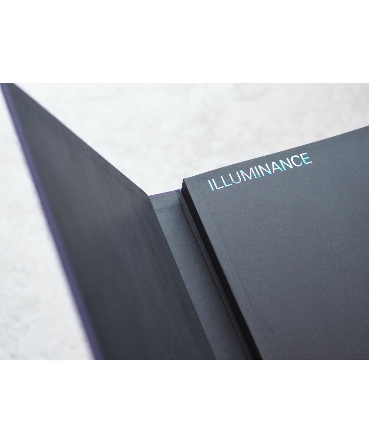 サイン本】Illuminance: The Tenth Anniversary Editio