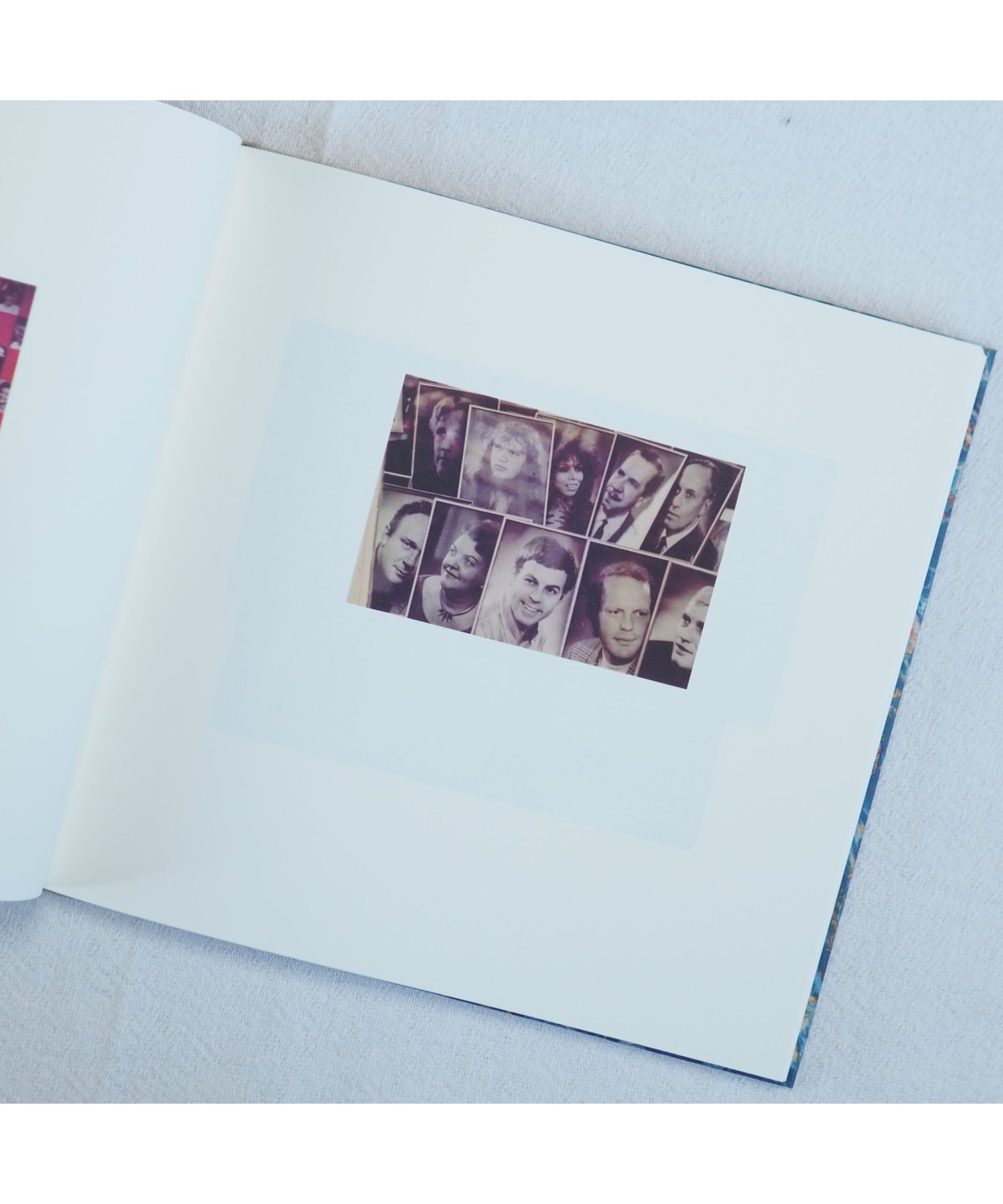 CARDBOARD LANDSCAPES｜Luigi Ghirri | button