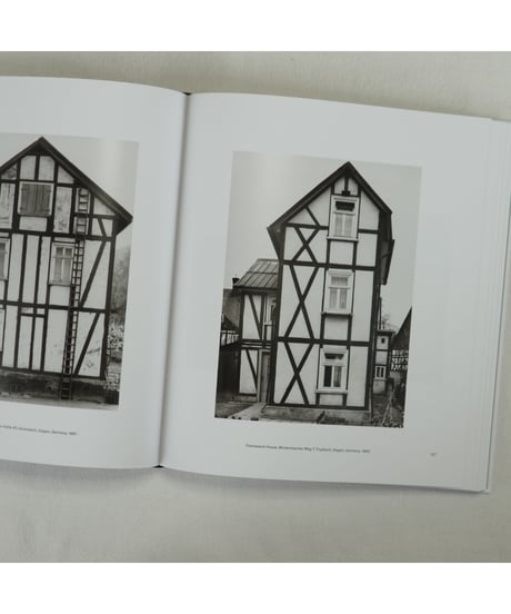 BERND & HILLA BECHER｜Bernd und Hilla Becher