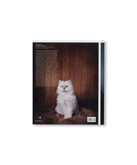 【サイン本】INTIMATE DISTANCE: OVER THIRTY YEARS OF PHOTOGRAPHS, A CHRONOLOGICAL ALBUM｜Todd Hido