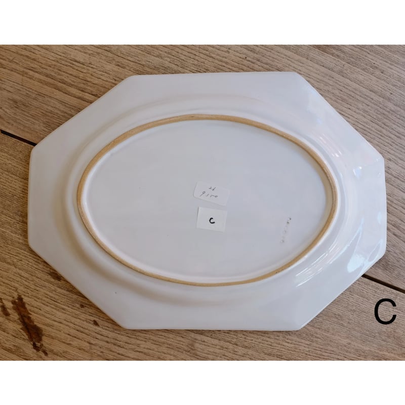 直井真奈美さん　レリーフオーバル皿 直井真奈美さんレリーフオーバル皿