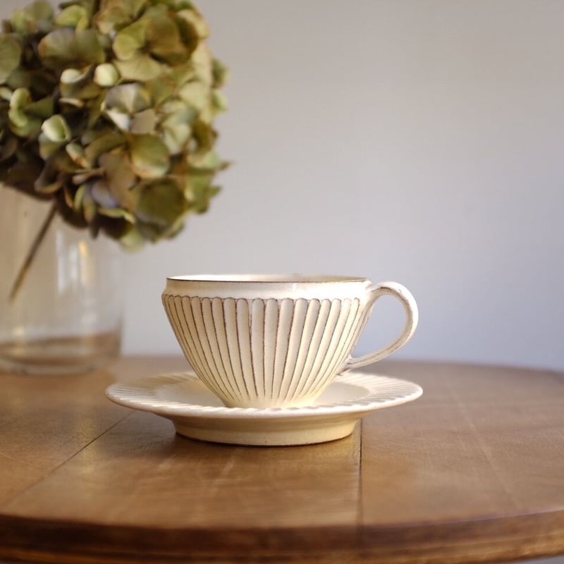 横井 巴、「TEA CUP AND FLOWER」カラーメゾチント画集 横井 巴、「TEA CUP AND FLOWER」カラーメゾチント画集 2025年