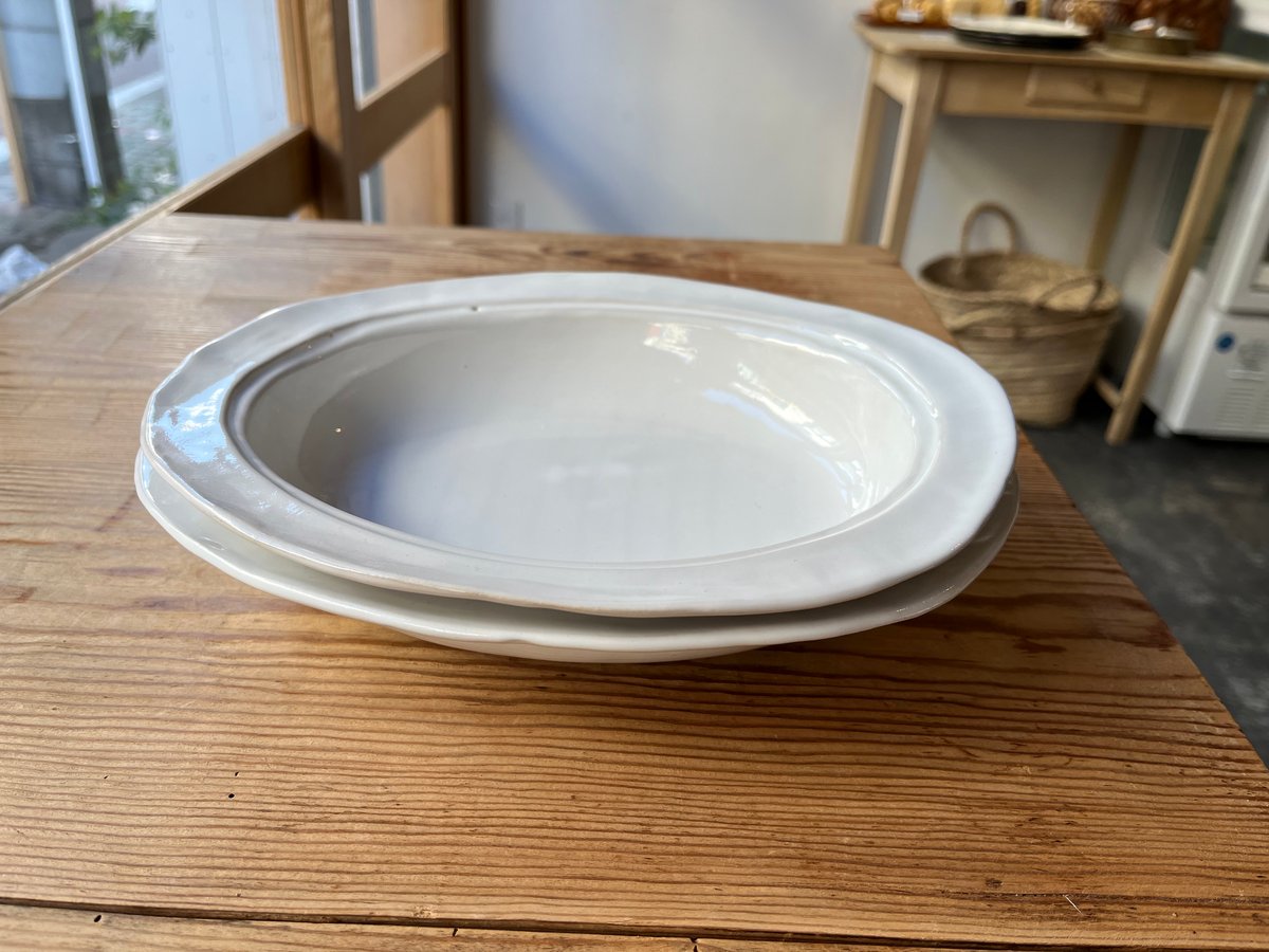 直井真奈美さんレリーフオーバル皿