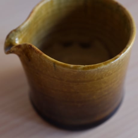 阿久津雅土　飴釉クリーマー