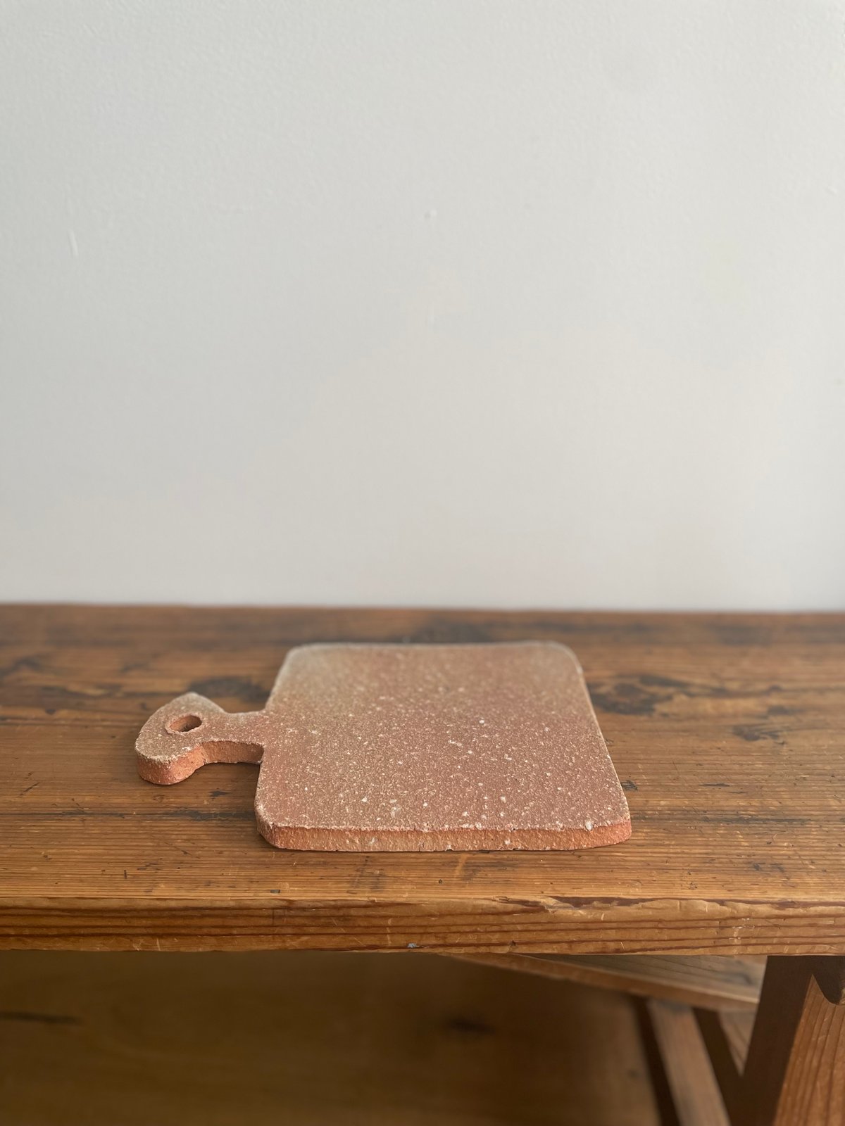 十場あすか　焼き締め　ノンカッティングボード ノンカッティングボード：L / 十場 あすか | Community Store TO SEE