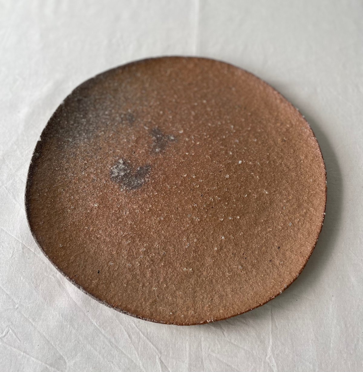 十場あすか・焼締め9寸皿 | くらしのものsiro