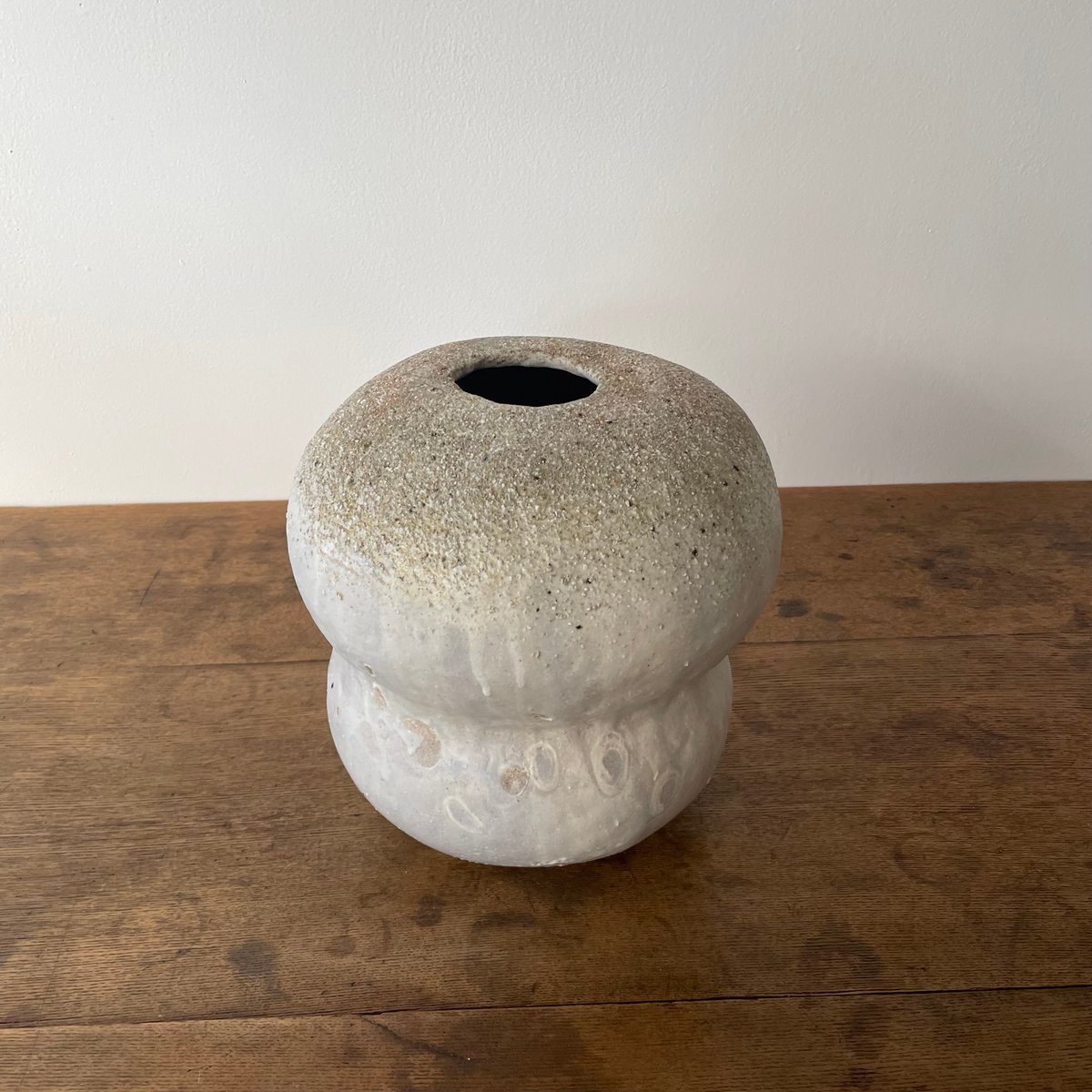 壺田亜矢作 陶器 花瓶 壷田和宏・亜矢 / 花器 （221） | くらしのものsiro