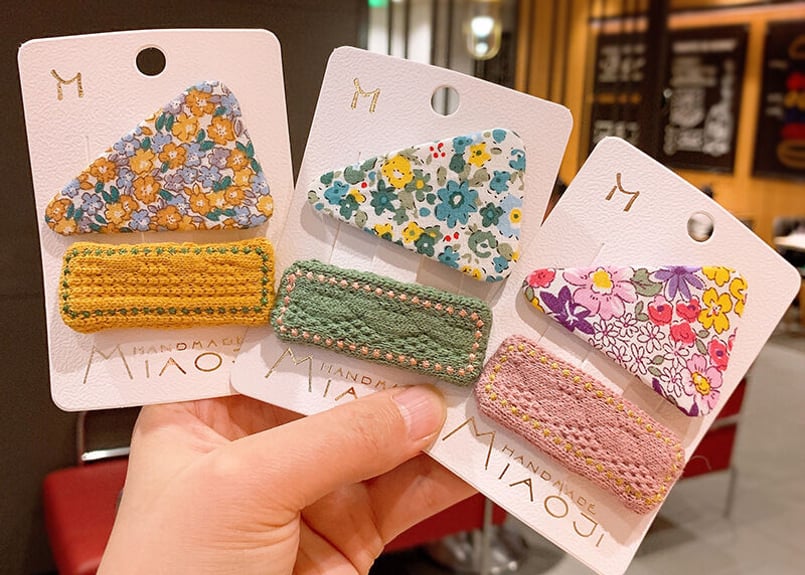 SALE】三角フラワーベビー刺繍ヘアピンセット | cheval