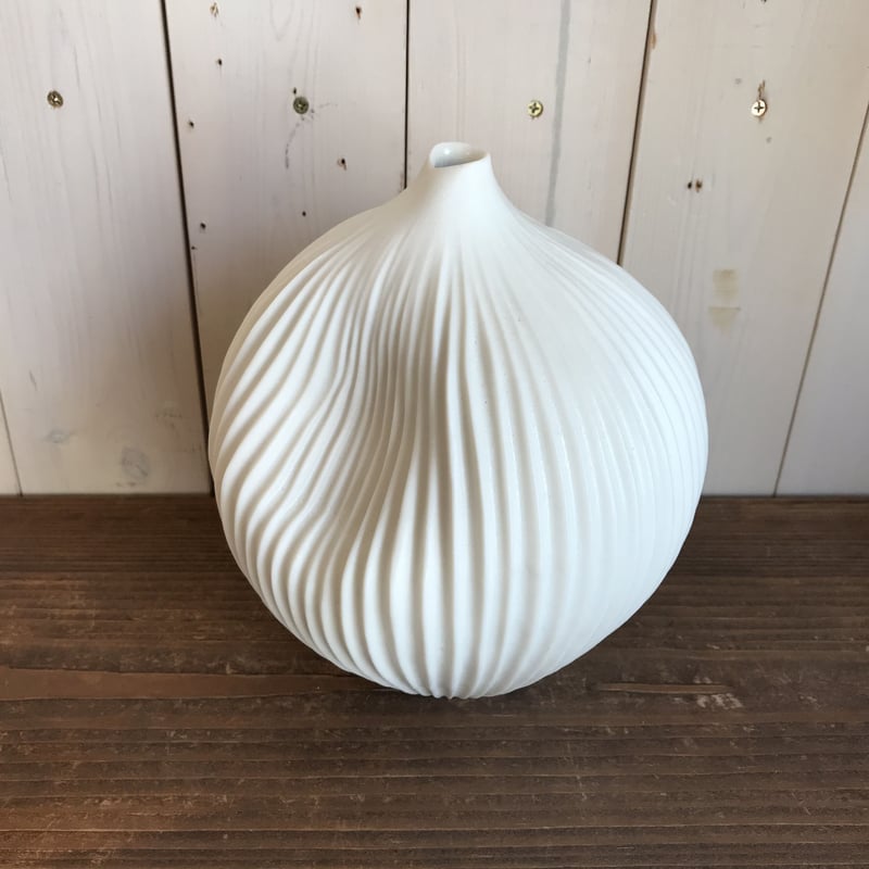 温もりの土味手作り花器 砂山ちひろ 花器 撓む 砂-207 | zakka&cafe gallery LE MIDI
