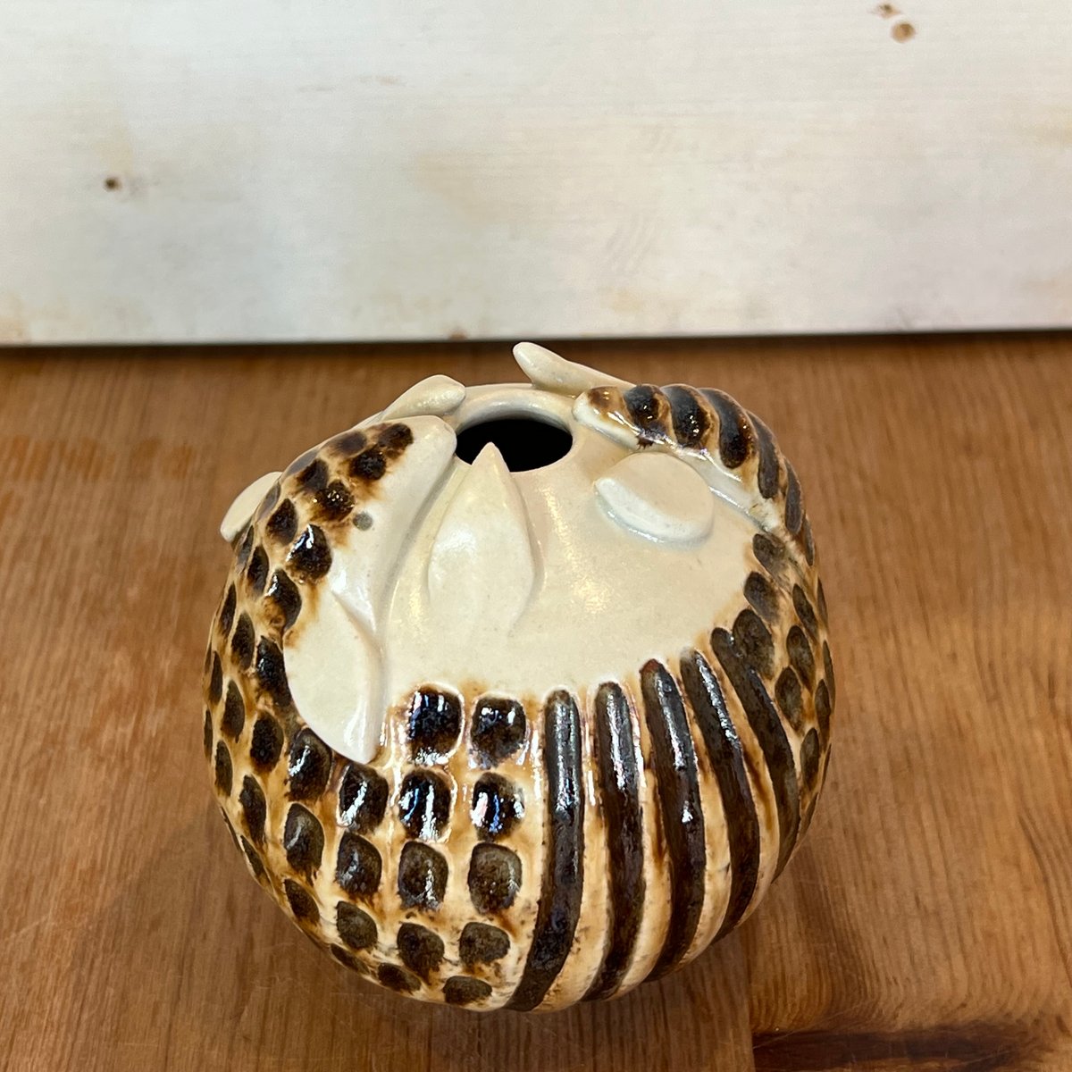 昭和レトロ　花器　アルマジロ 大砂友紀 アルマジロの花器 大砂-88 | zakka&cafe gallery LE MIDI