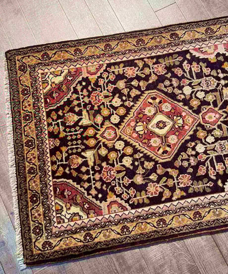 CATEGORY others. | piece of rug. CATEGORY others. | piece of rug.