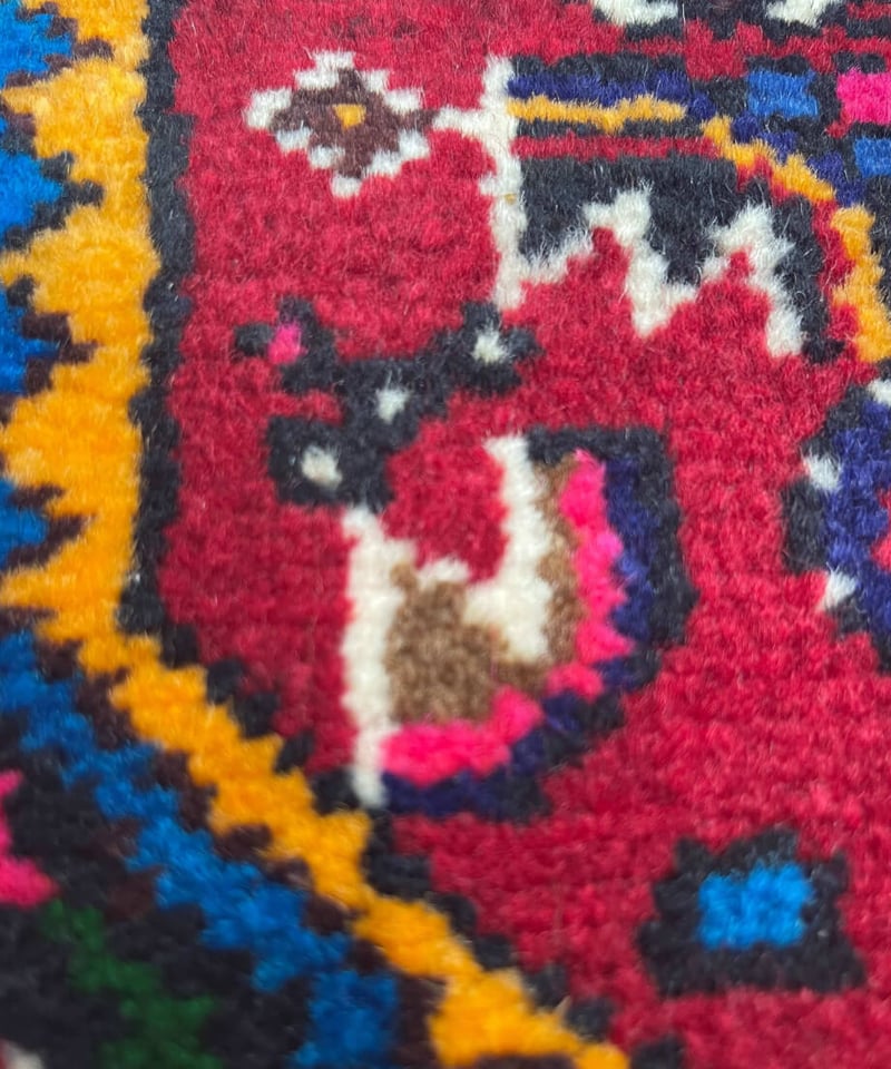 ペルシャ絨毯 手織りハマダン 270782 110cmx151cm | piece of rug.