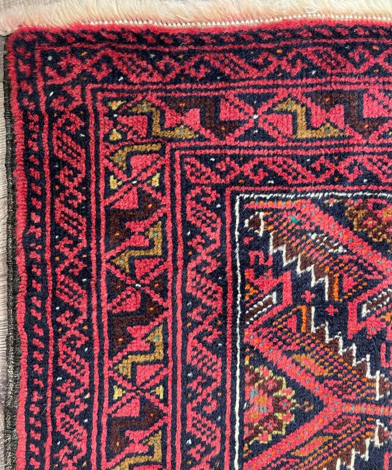 トライバルラグ バルーチ 手織り 273779 111cmx166cm | piece of