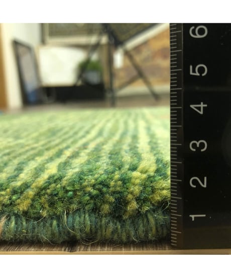 本物志向のイラン産  ペルシャギャッベ 手織り 262230 40cmx60cm