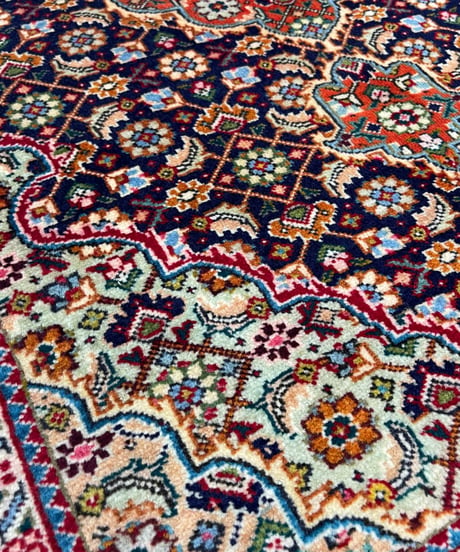 ペルシャ絨毯 手織り タブリス40Raj 295193 96x142cm