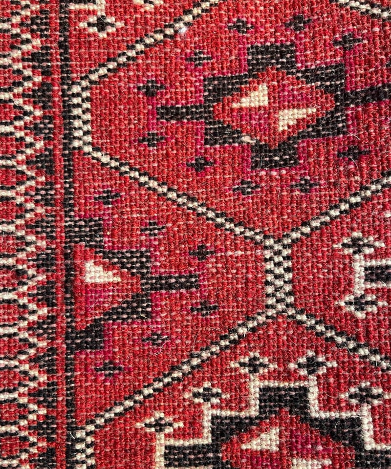 トライバルラグ トルクメン 手織り 280777 | piece of rug. トライバルラグ トルクメン 手織り 280777 | piece of rug.