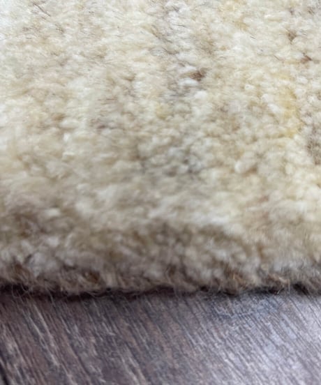【出展中】本物志向のイラン産  ペルシャギャッベ 手織り 268874 62cmx83cm