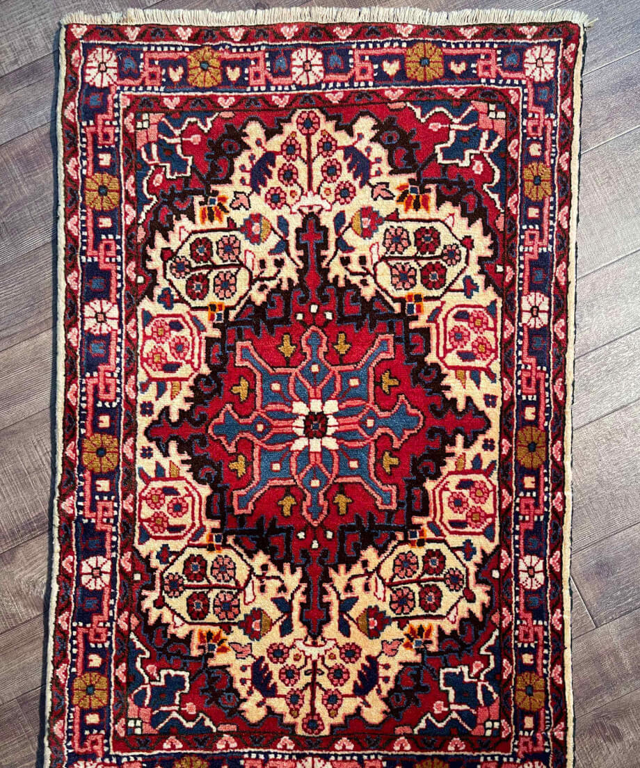 ペルシャ絨毯 手織り ジョーザン 268617 64cmx94cm | piece of rug.