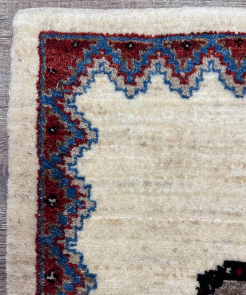 本物志向のイラン産 高密度 ペルシャギャッベ 手織り Lion 282283