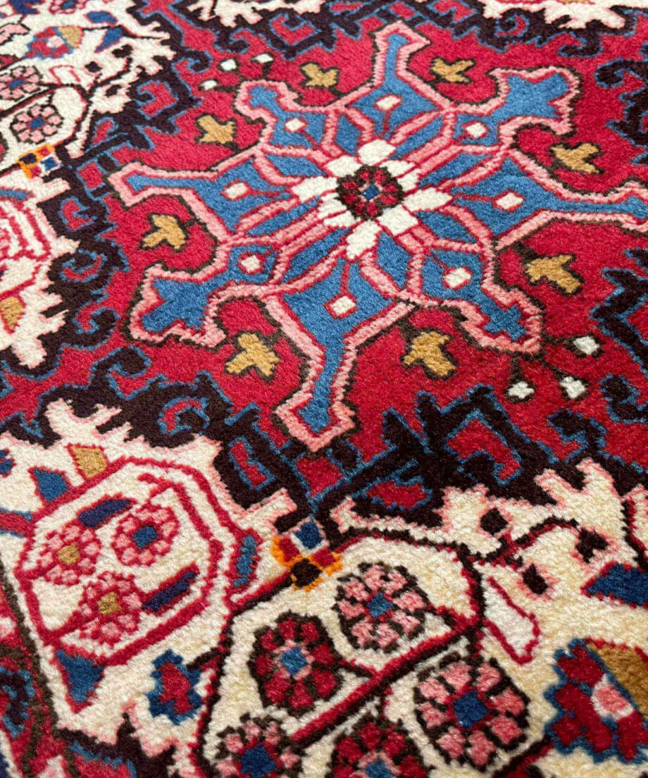 ペルシャ絨毯 手織り ジョーザン 268617 64cmx94cm | piece of rug.
