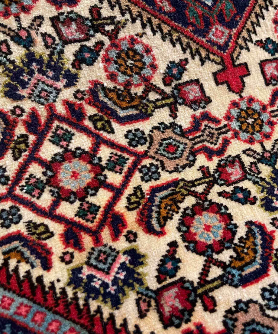 ペルシャ絨毯 手織り ビジャー 268627 68cmx81cm | piece of rug.