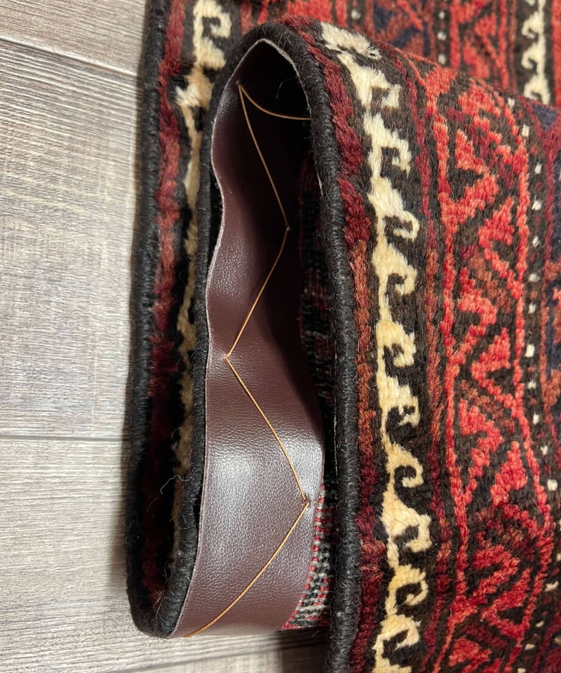 トライバルラグ ペルシャバルーチ 手織り 273781 | piece of rug. トライバルラグ ペルシャバルーチ 手織り 273781 | piece of rug.