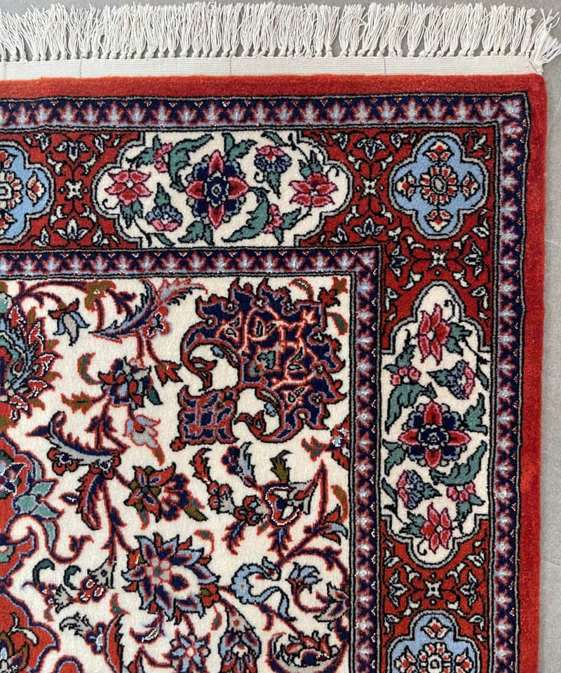 ペルシャ絨毯 手織り イスファハン 299316 83cmx120cm | piece of