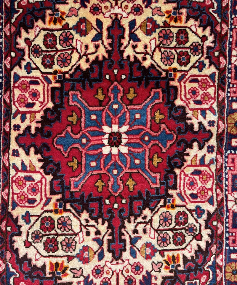 ペルシャ絨毯 手織り ジョーザン 268617 64cmx94cm | piece of rug.