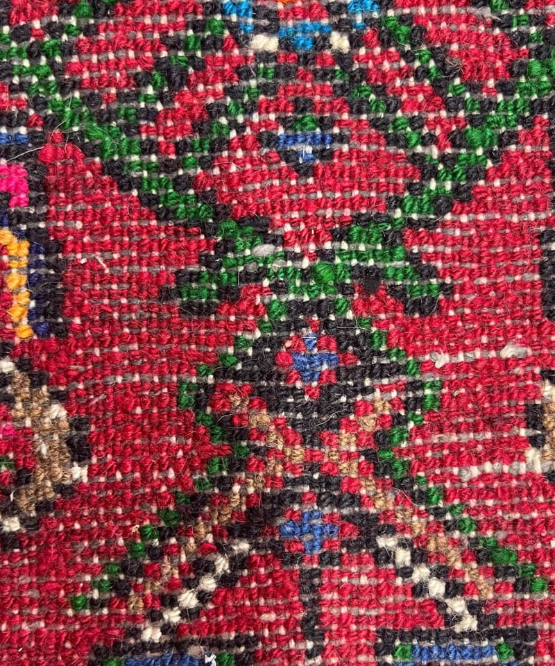 ペルシャ絨毯 手織りハマダン 270782 110cmx151cm | piece of rug.