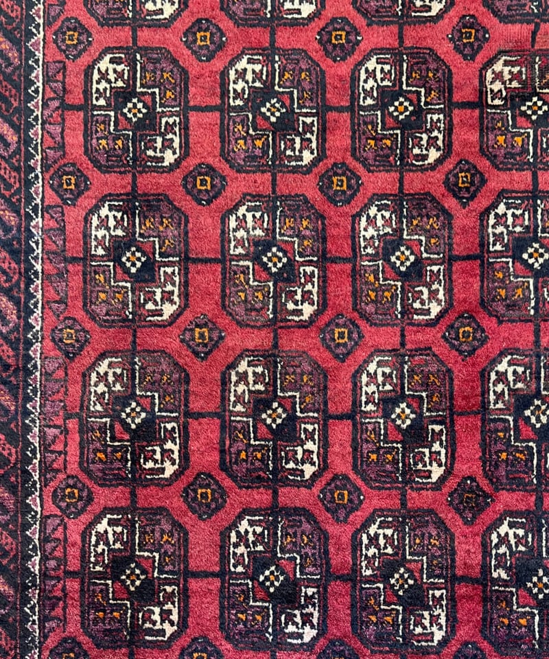 トライバルラグ　手織り絨毯　トルクメンビンテージラグ　61cmx48cm トライバルラグ トルクメン 手織り 273783 103cmx189cm | piece