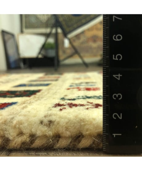 【出展中】本物志向のイラン産  高密度  ペルシャギャッベ 手織り 268461 40cmx60cm