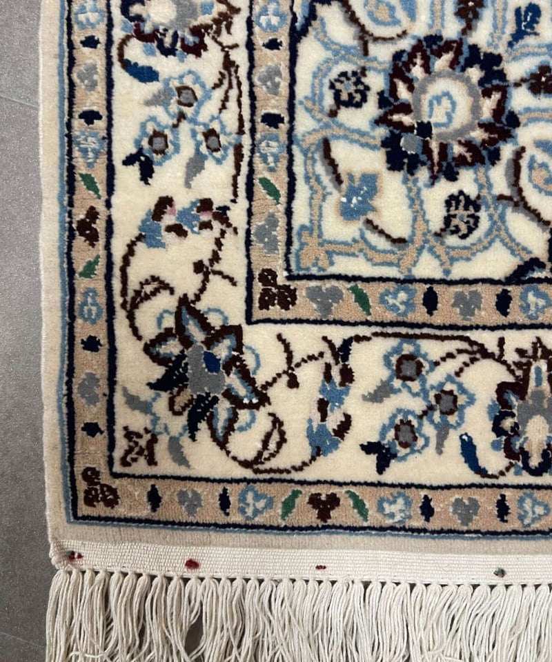 ペルシャ絨毯　ナイン産　手織り　約50x80cm 9La ペルシャ絨毯 手織り ナイン 6la M55 80cmx125cm | piece of rug.