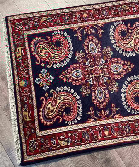 CATEGORY others. | piece of rug. CATEGORY others. | piece of rug.