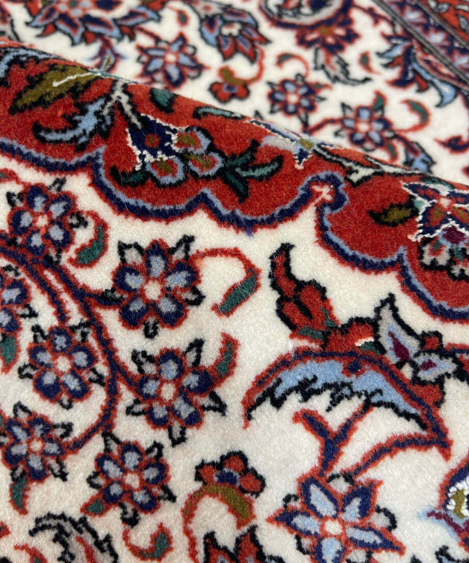 ペルシャ絨毯 手織り イスファハン 299316 83cmx120cm | piece of