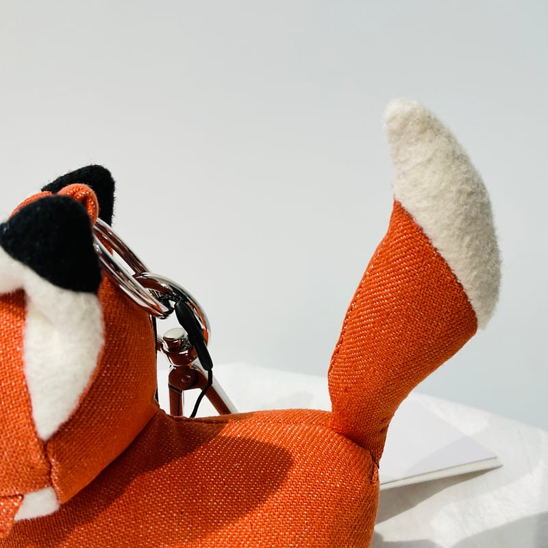 MAISON KITSUNE ミディアムフォックスバッグチャーム ユニ MAISON KITSUNE ミディアムフォックスバッグチャーム ユニ
