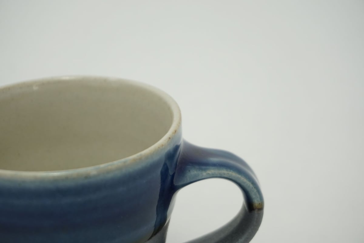 コーヒー碗・皿 下鉄呉須 （02） | 出西窯 on-line STORE