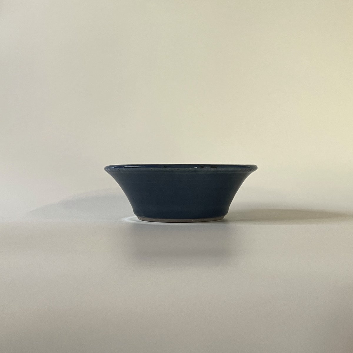 はたぞり切立鉢（4寸／約12㎝）呉須 （13） | 出西窯 on-line STORE