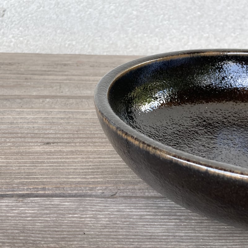 深皿(7寸/約21㎝)黒 (02) | 出西窯 on-line STORE 深皿(7寸/約21㎝)黒 (02) | 出西窯 on-line STORE