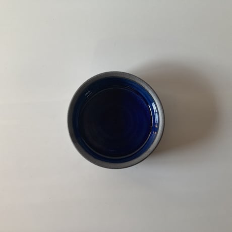 切立ドラ鉢（5寸／約15cm）呉須 ・外鉄　（07）