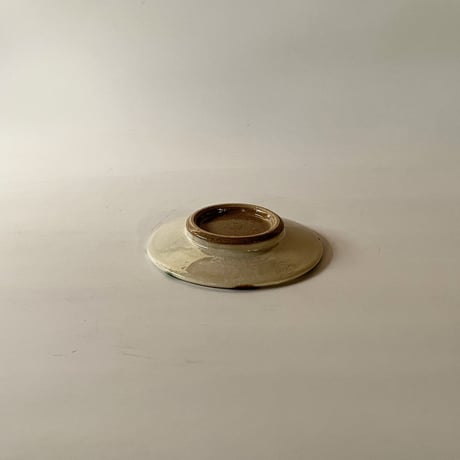 平皿（3.5寸／約10.5㎝）三彩点打　（03）