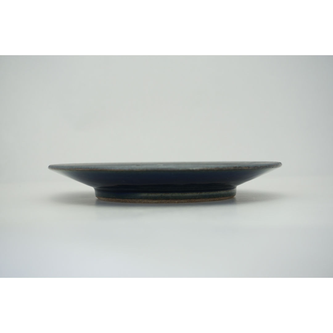 縁鉄砂呉須釉皿（6寸／約18㎝）呉須・縁鉄 （04） | 出西窯 on-line STORE