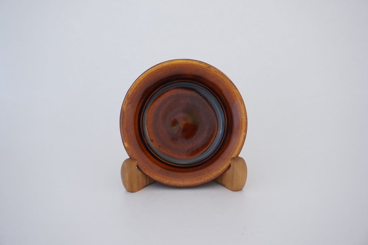 縁付平皿（5寸／約15㎝）飴 （08） | 出西窯 on-line STORE