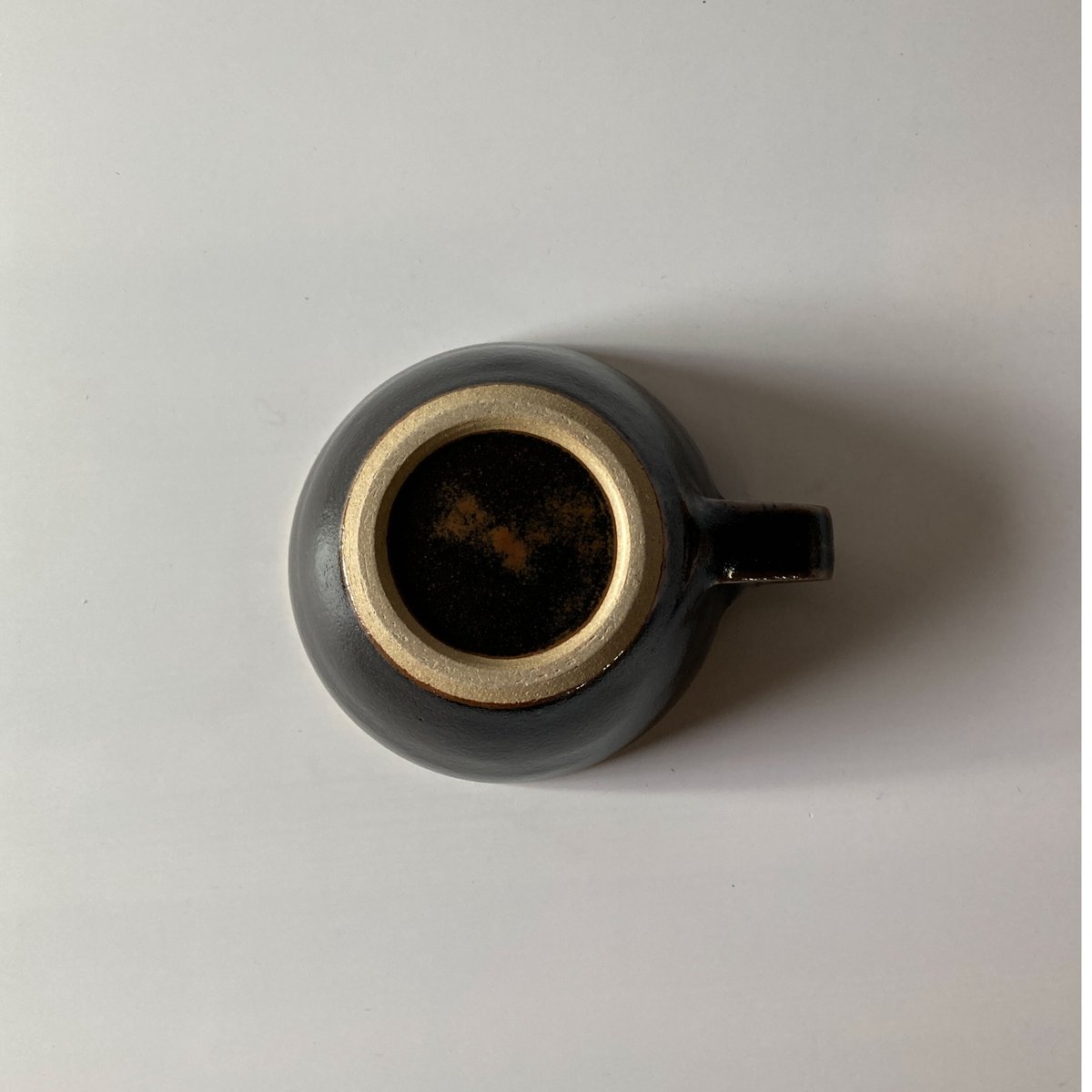 スープカップ & 21㎝リボンプレート スープカップ 黒 （01） | 出西窯 on-line STORE