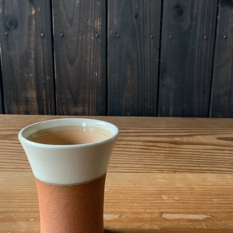 焼締めビールカップ（中　口径約7.5㎝・高さ約10.5㎝）白　（06）
