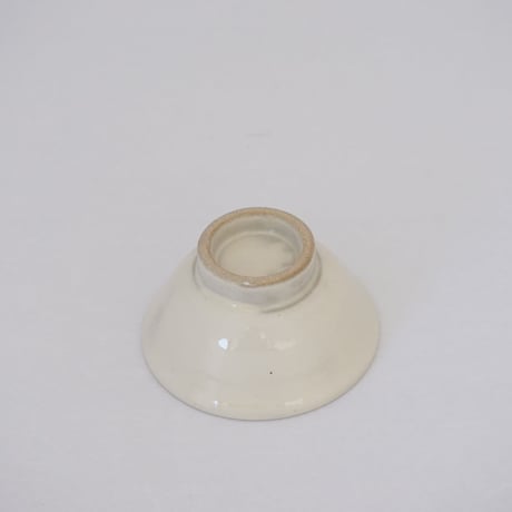 ご飯茶碗（小　口径約11.5cm・高さ約6cm）白　（08）